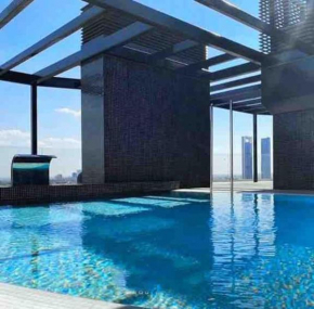 Business Apartament, Torre Australis